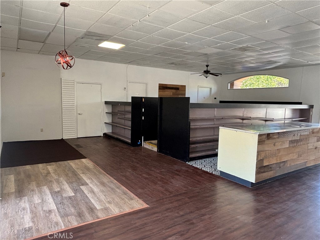 main property photo 10