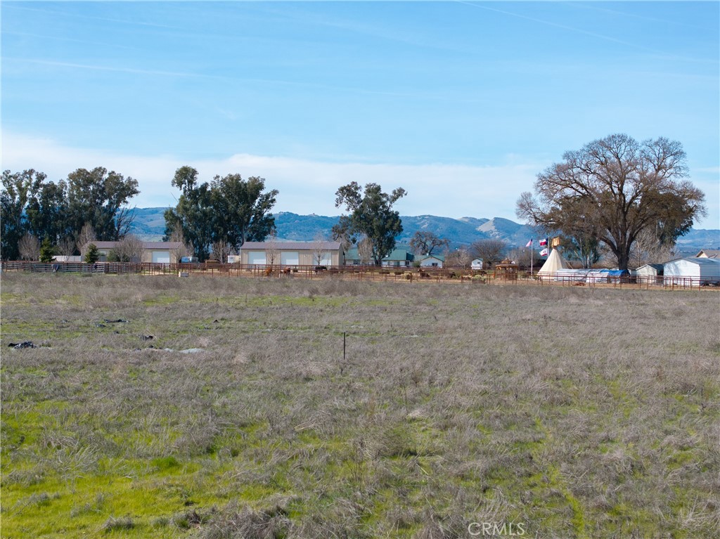 main property photo 11
