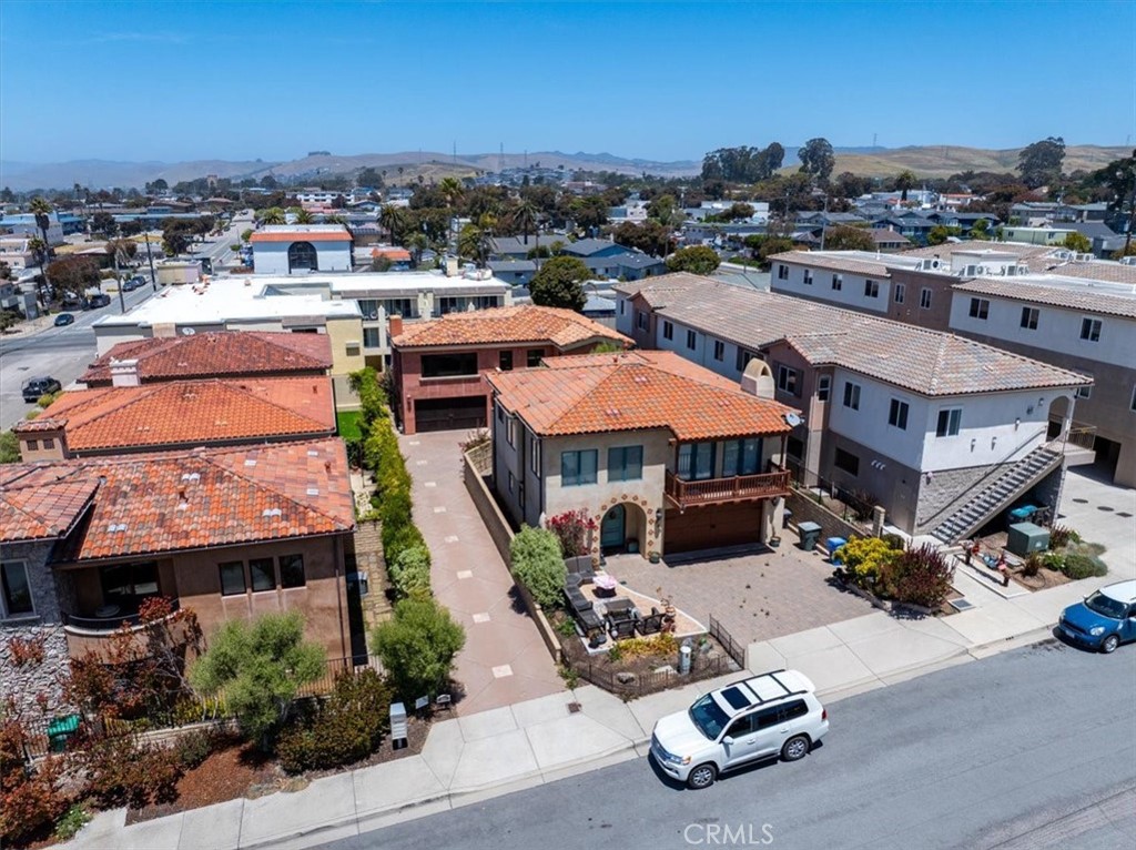 main property photo 35