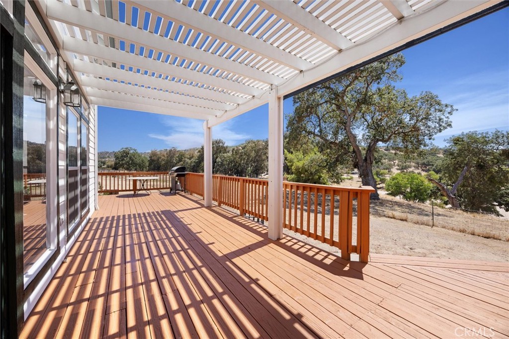 main property photo 45