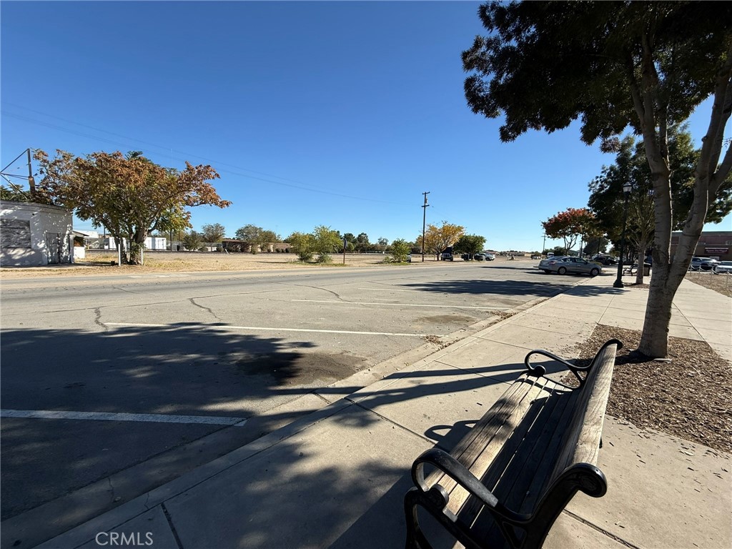 main property photo 19