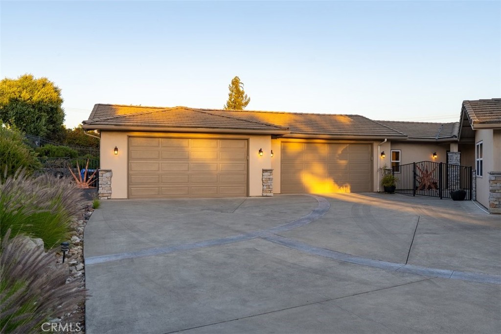 main property photo 54