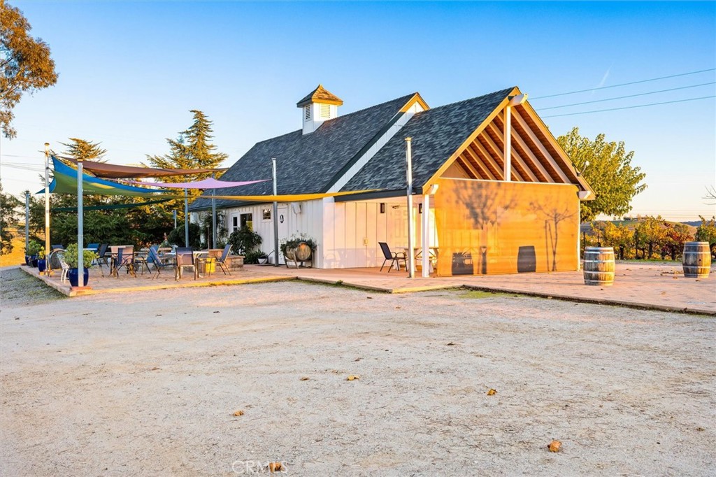 main property photo 38