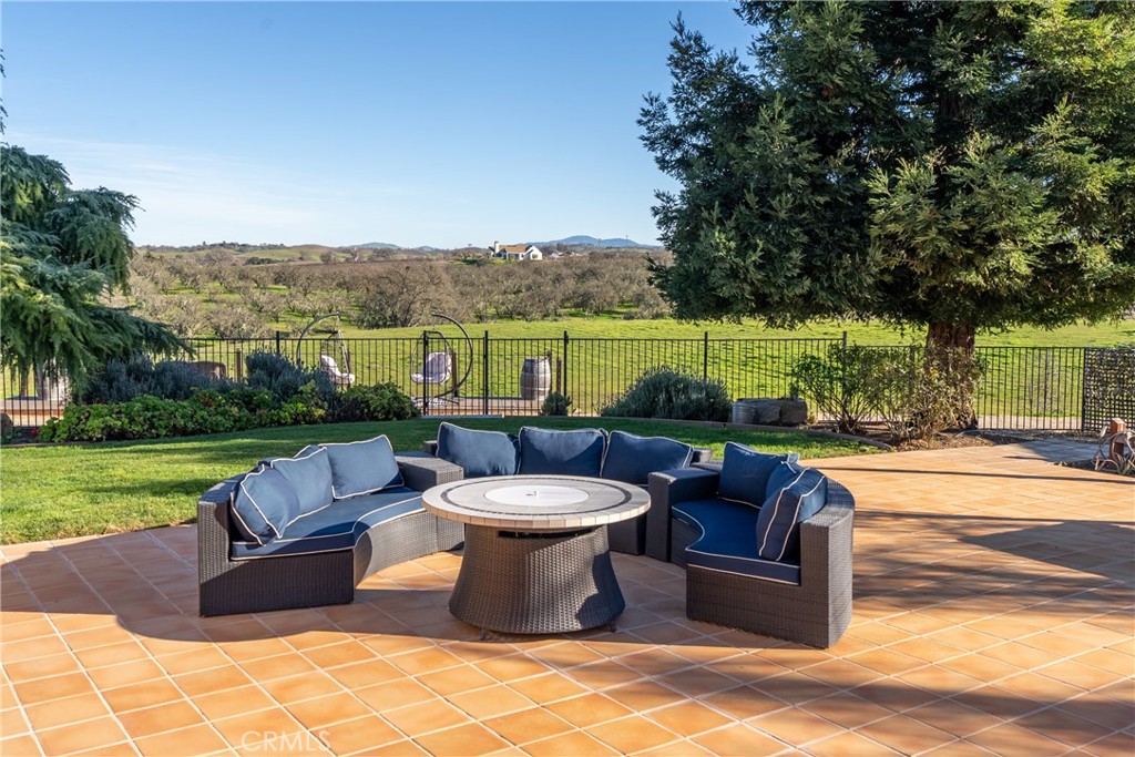 main property photo 35