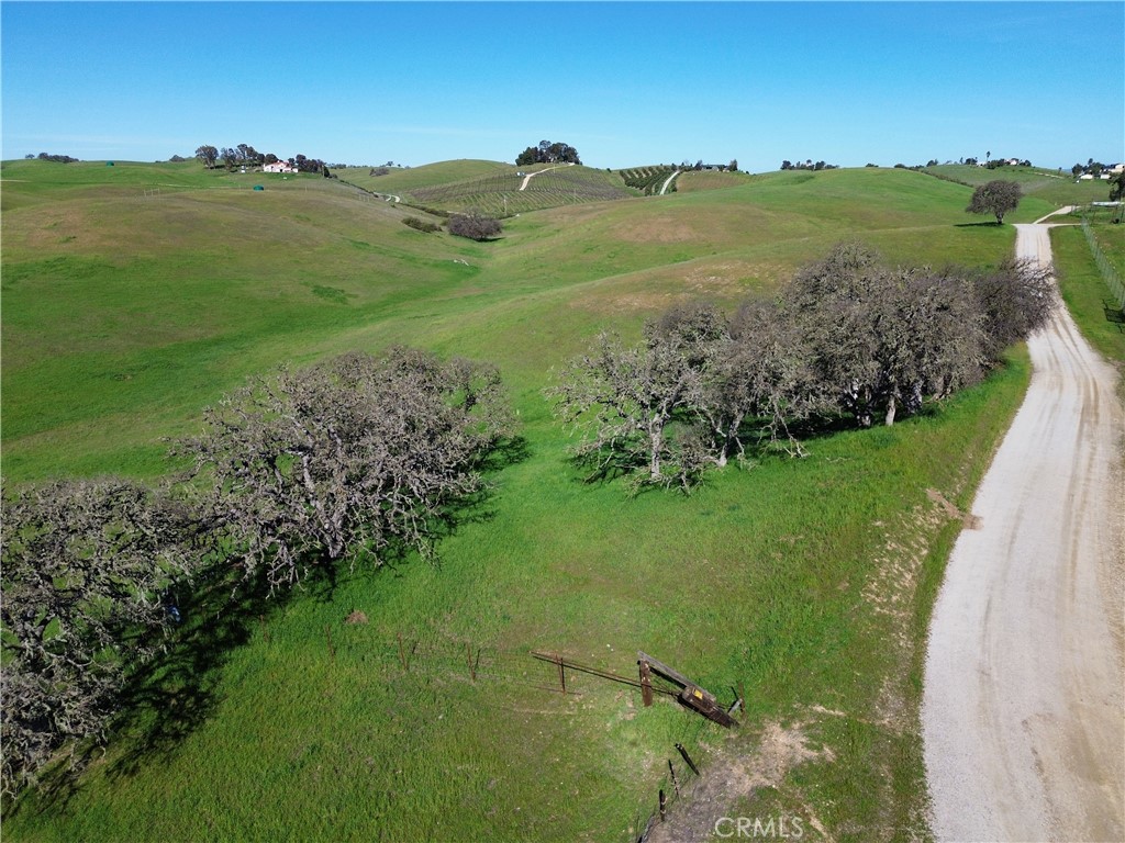 main property photo 35