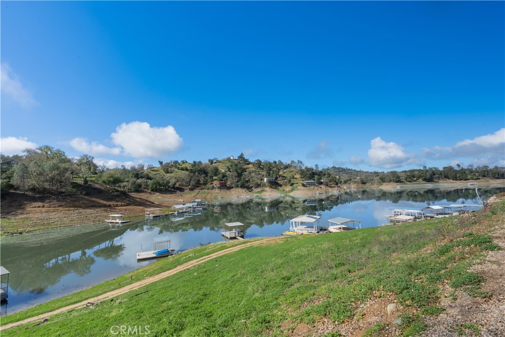main property photo 12