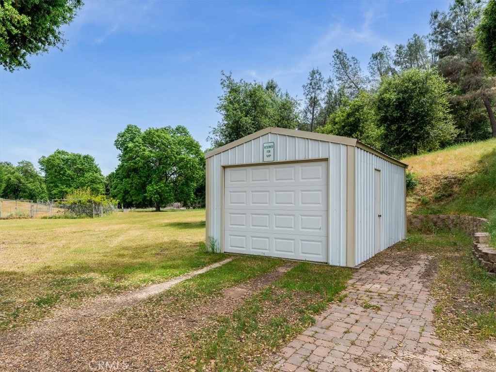 main property photo 26