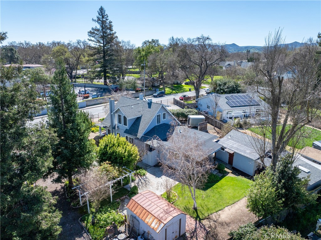 main property photo 36