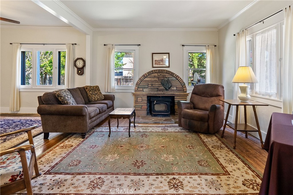 main property photo 7