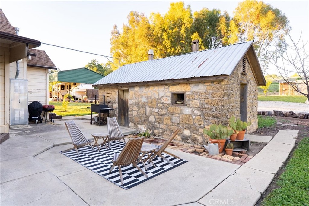 main property photo 54