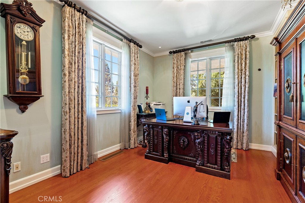 main property photo 22