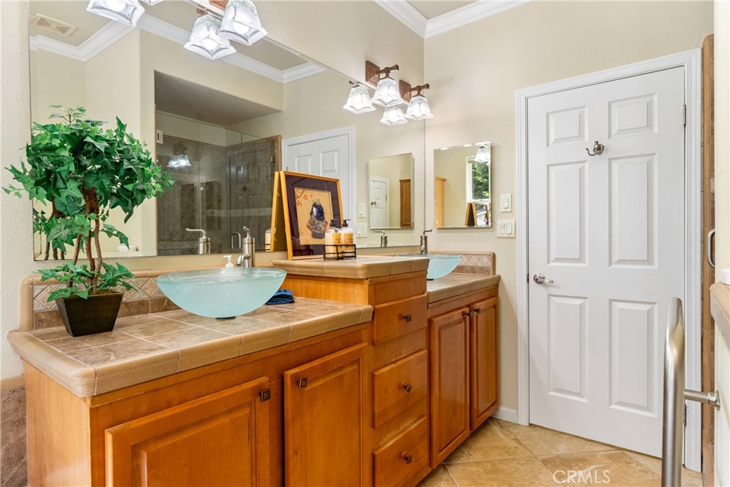 main property photo 66