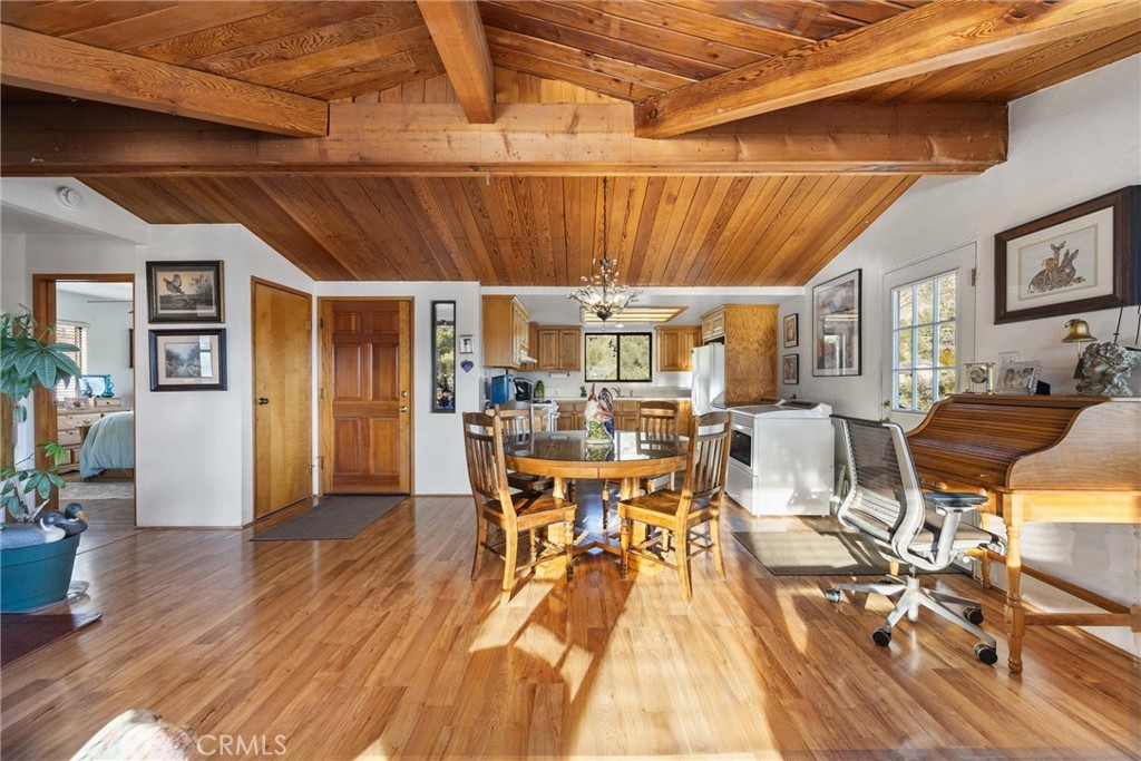 main property photo 17