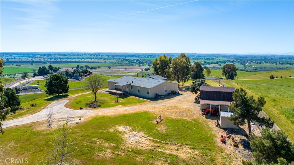 main property photo 67