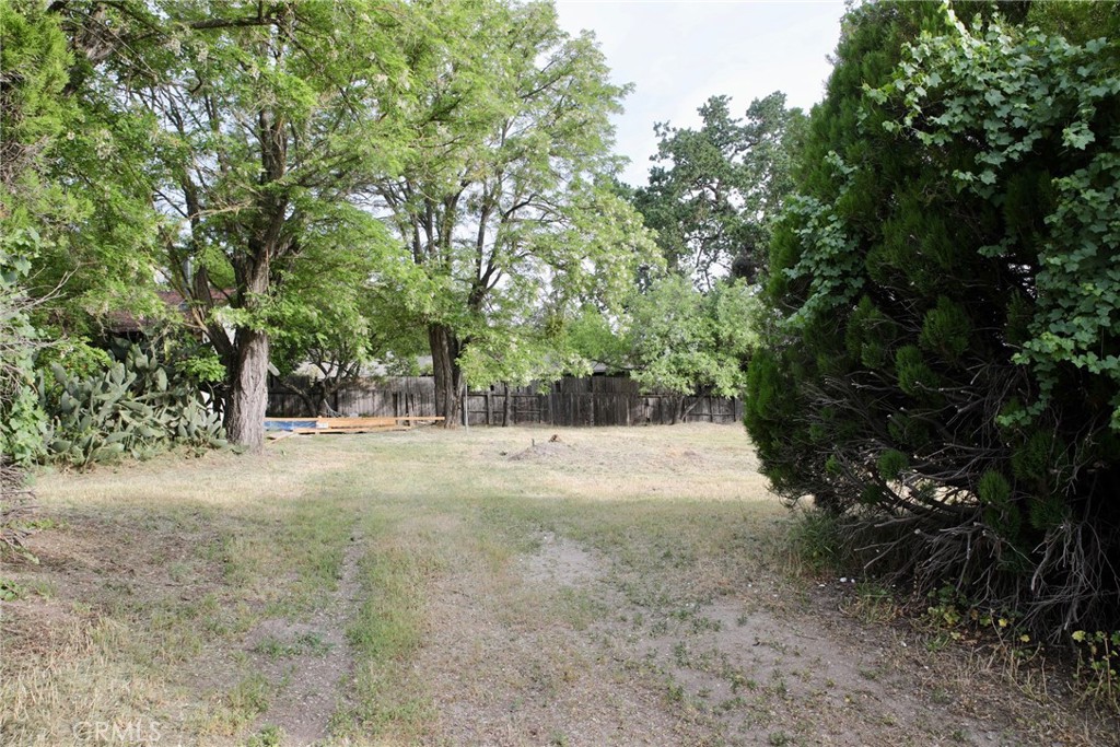main property photo 11