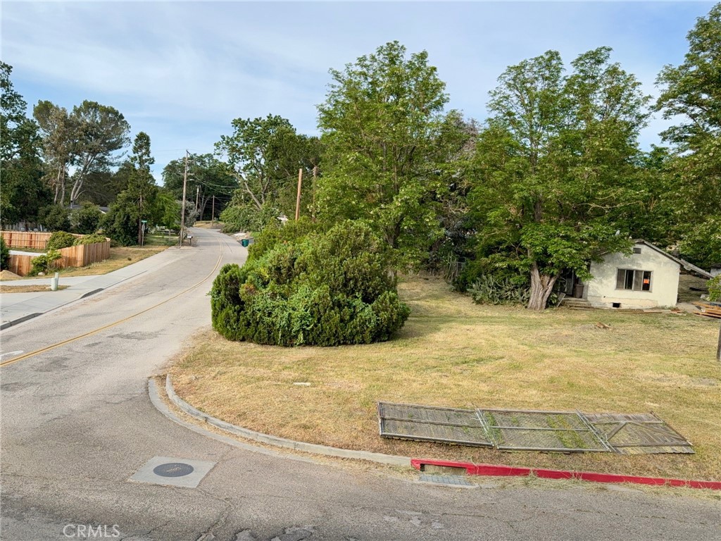 main property photo 5