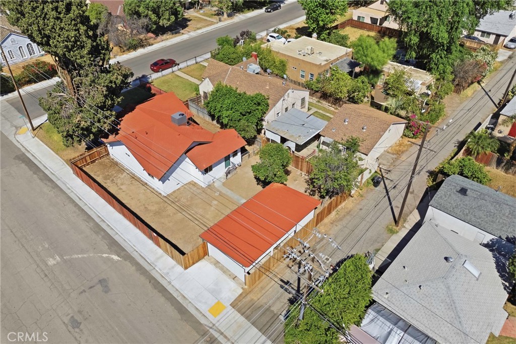 main property photo 48
