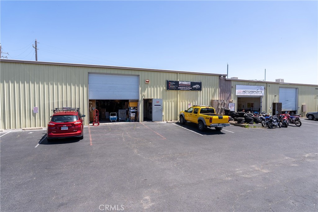 main property photo 23