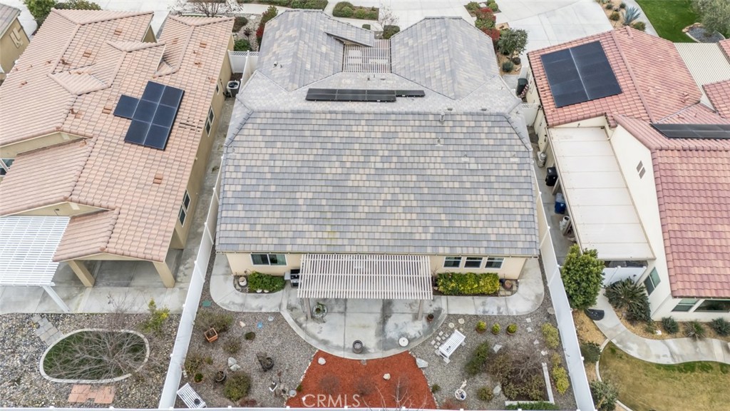 main property photo 11