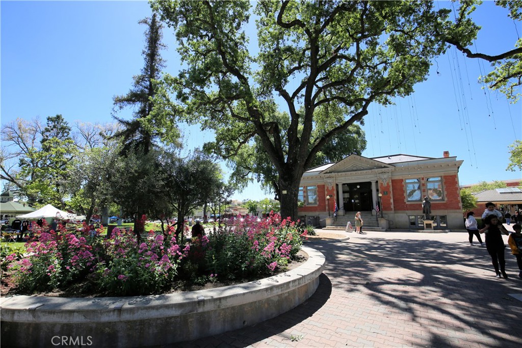 main property photo 29