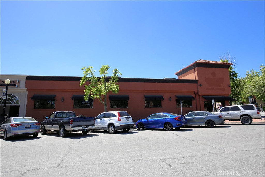 main property photo 9