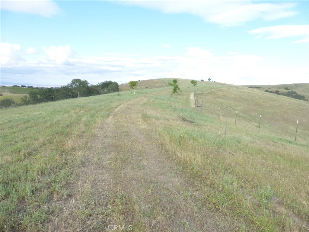 main property photo 40