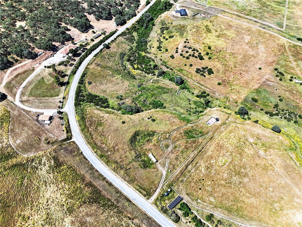 main property photo 12