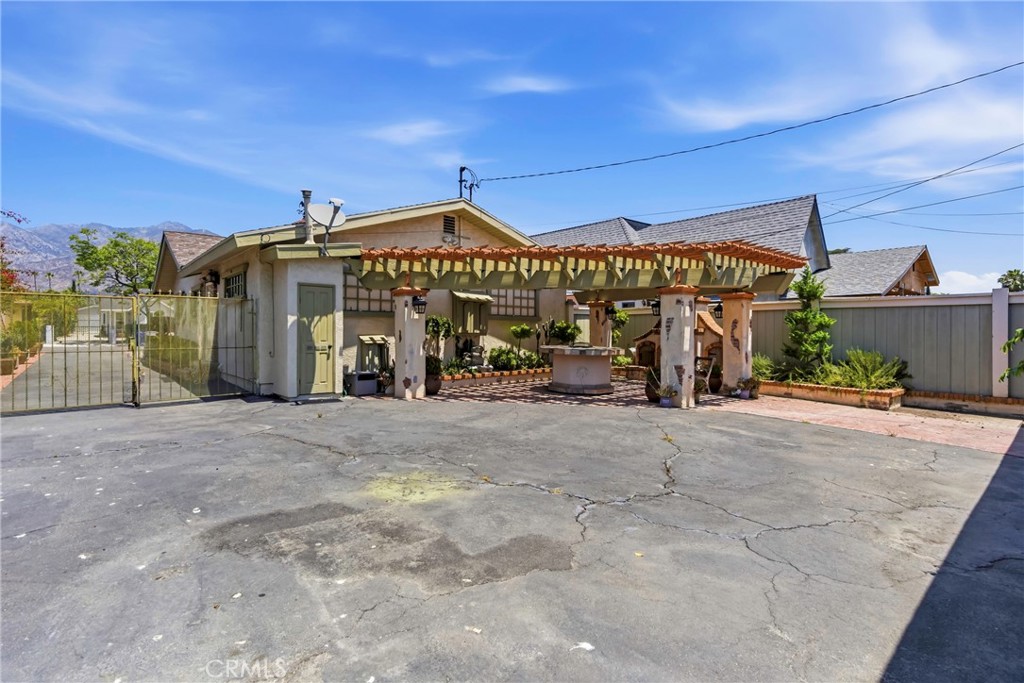 main property photo 44