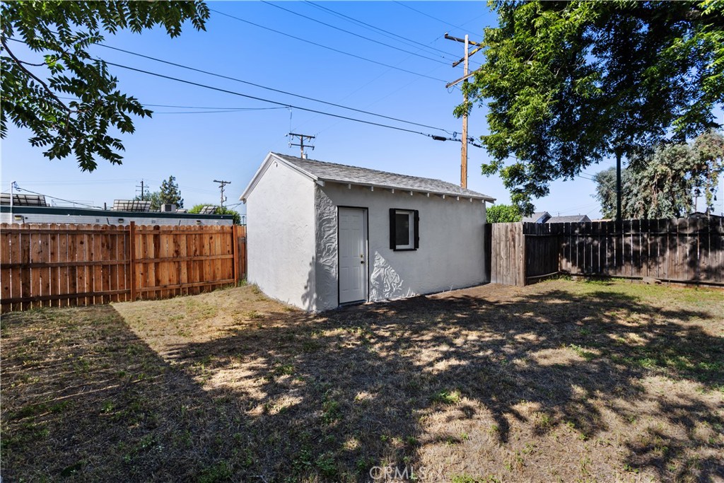 main property photo 30