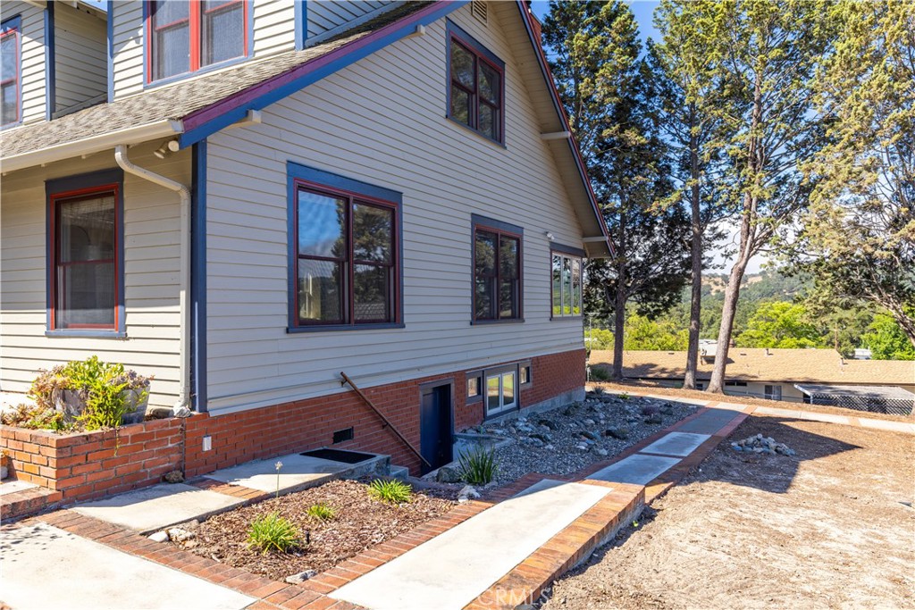 main property photo 63