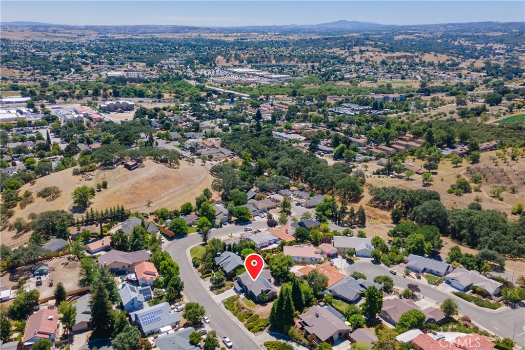 main property photo 24