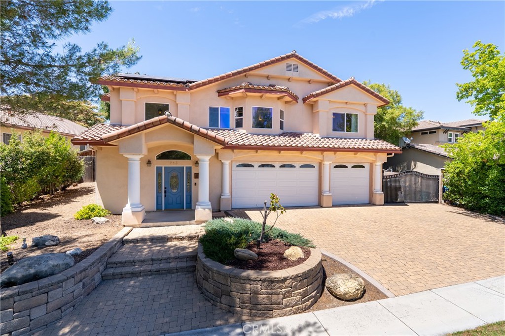 main property photo 1