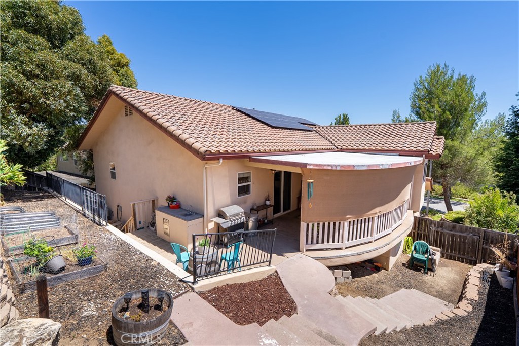 main property photo 38