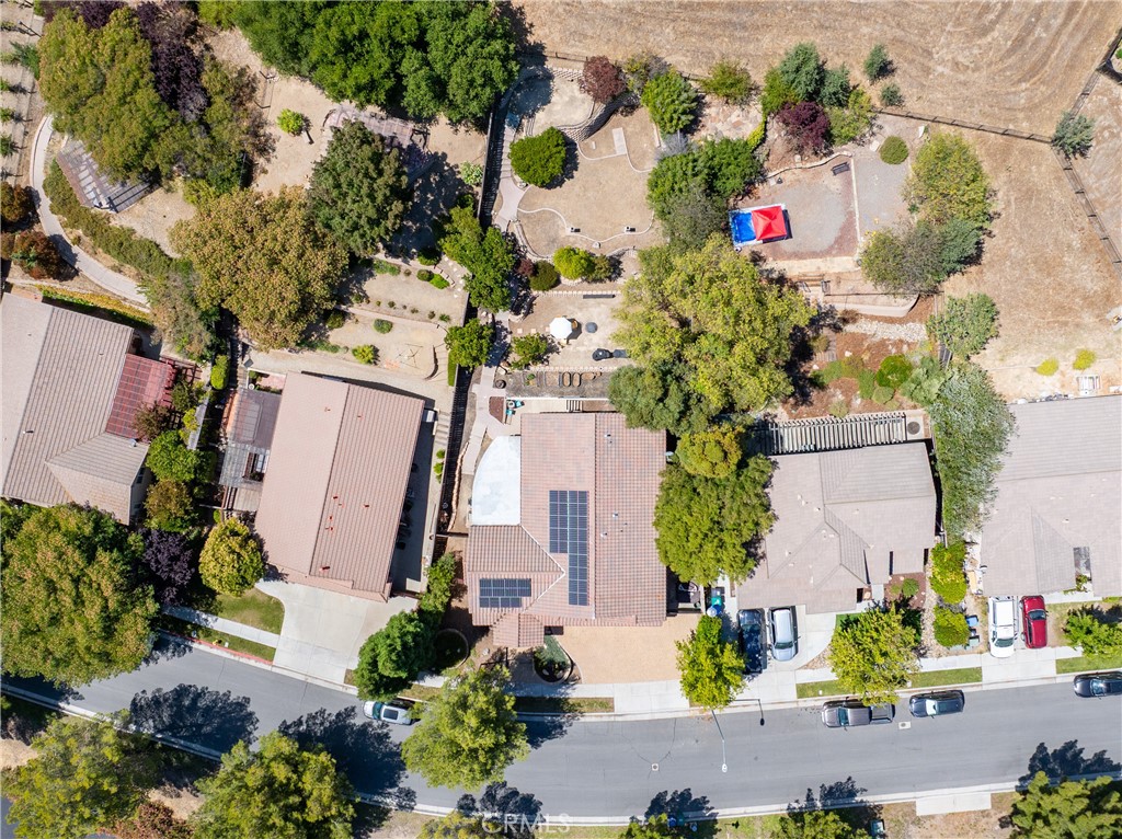 main property photo 50