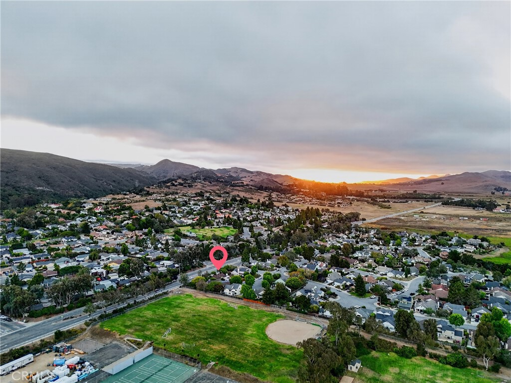 main property photo 40