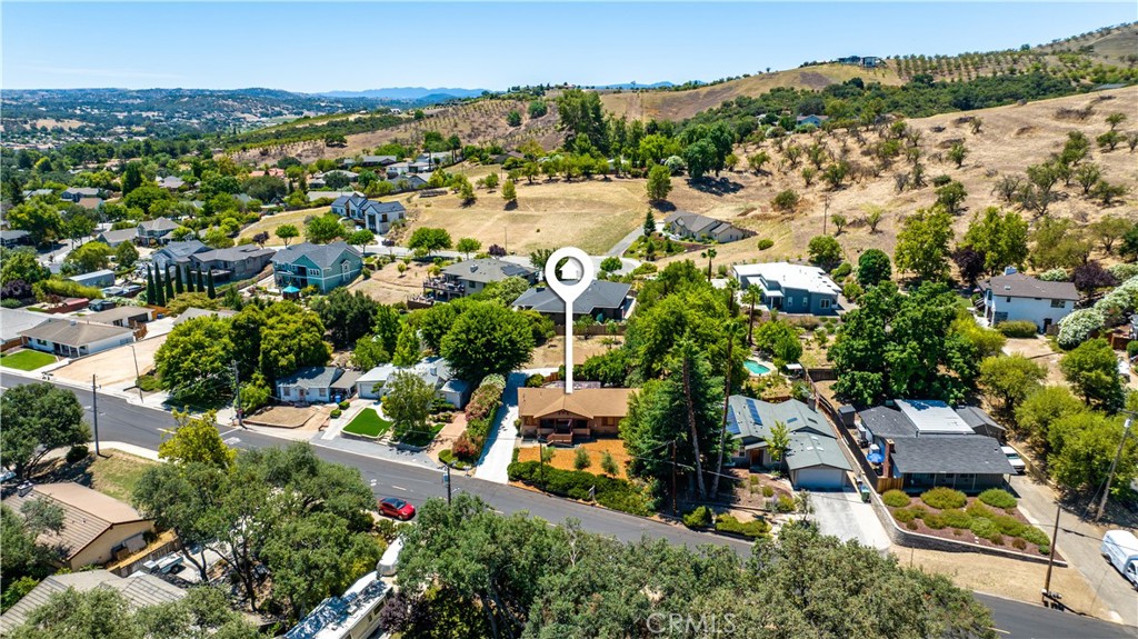 main property photo 59