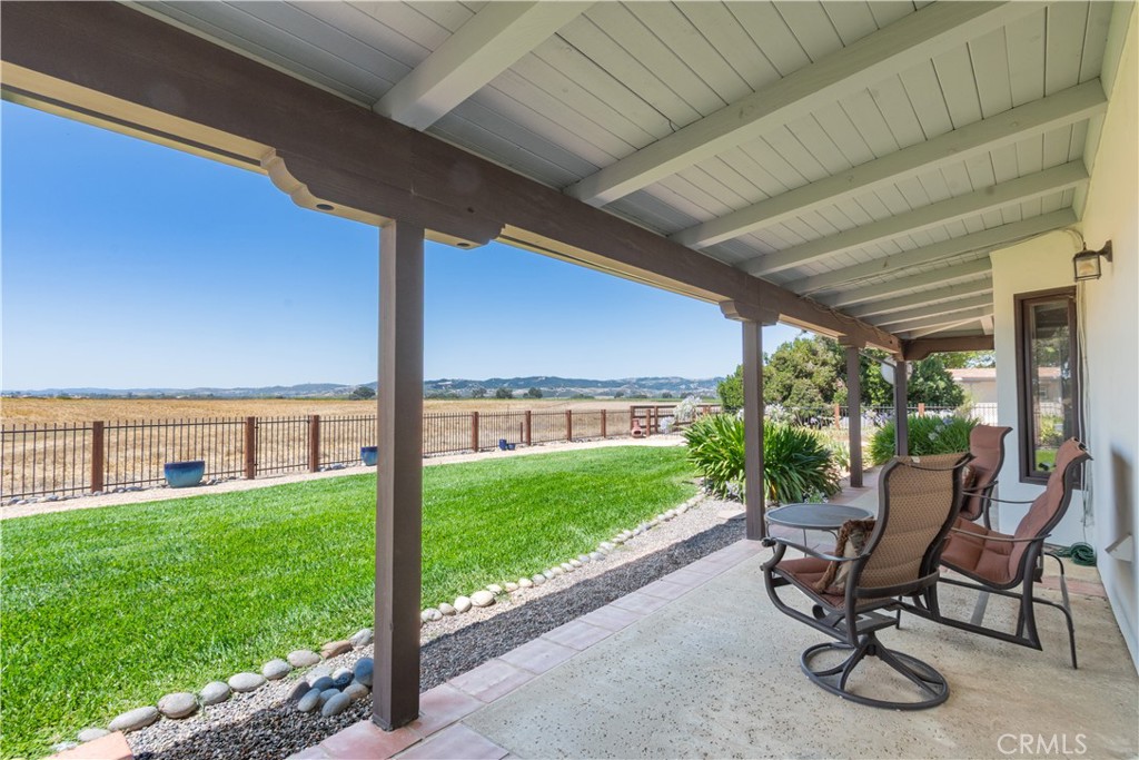 main property photo 18