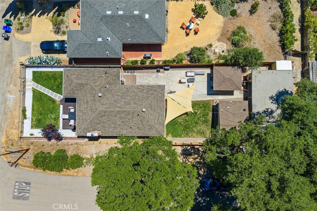 main property photo 43