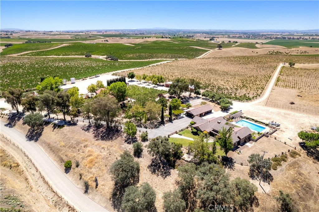 main property photo 60