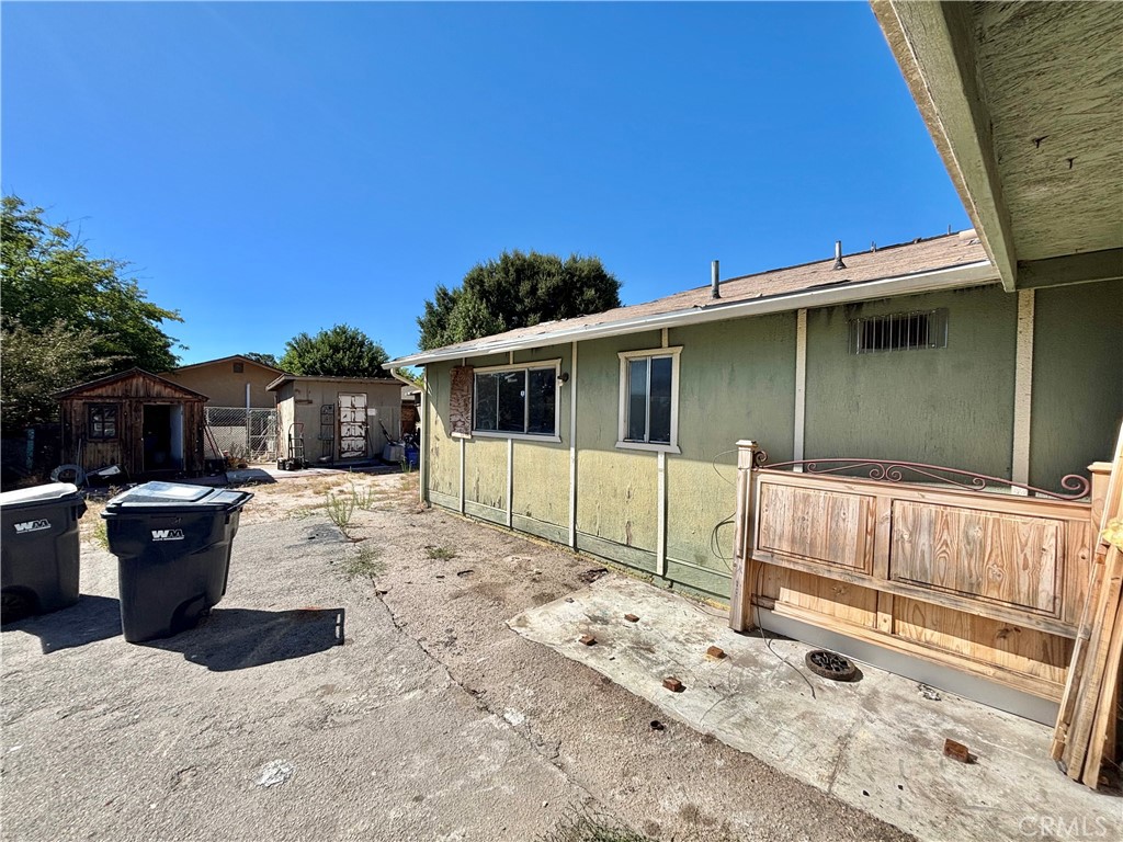 main property photo 3