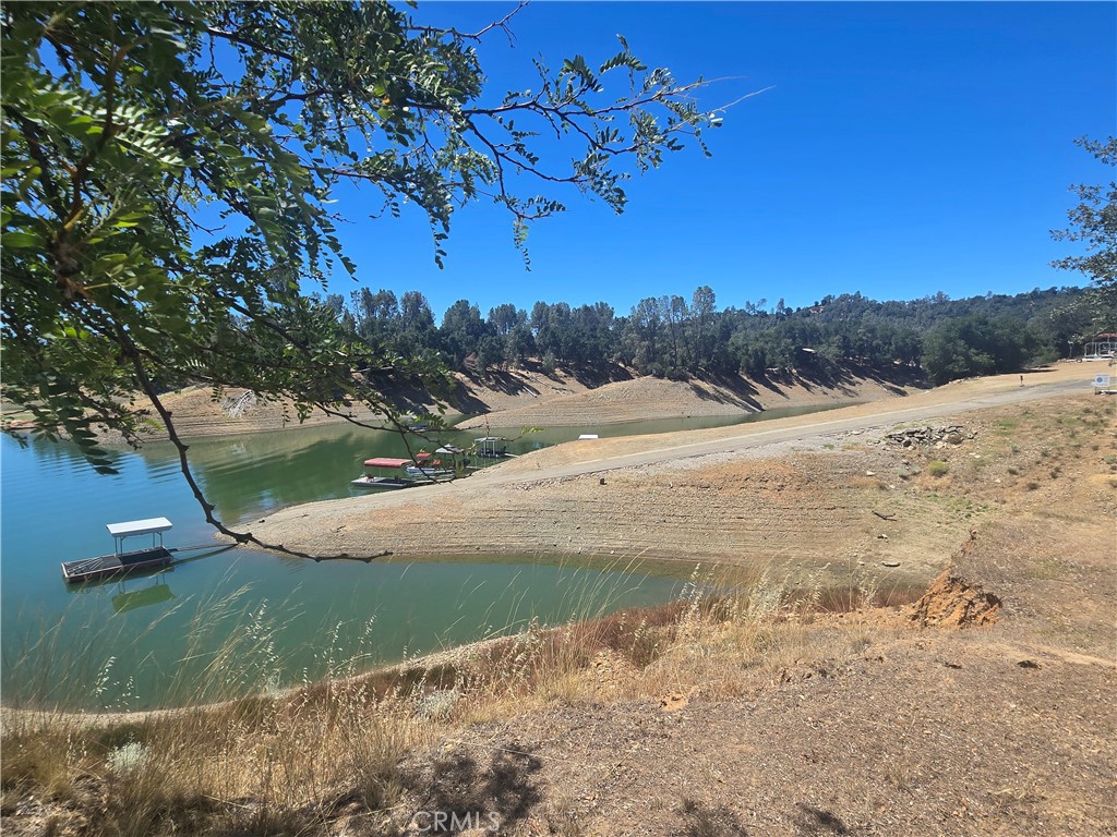 main property photo 23