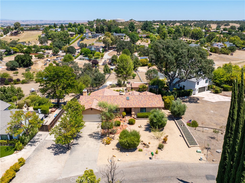 main property photo 37