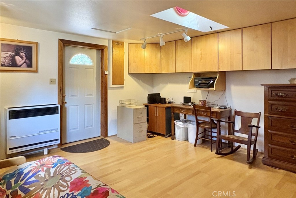 main property photo 25