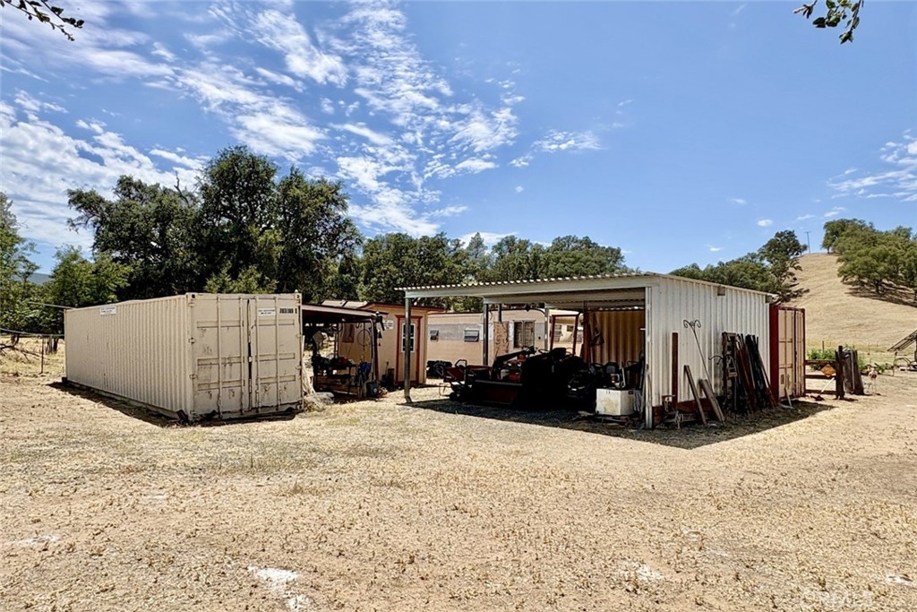 main property photo 31
