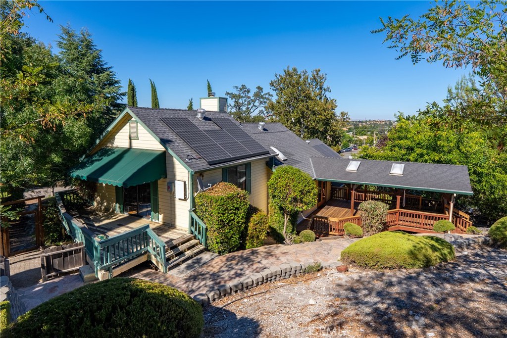 main property photo 29