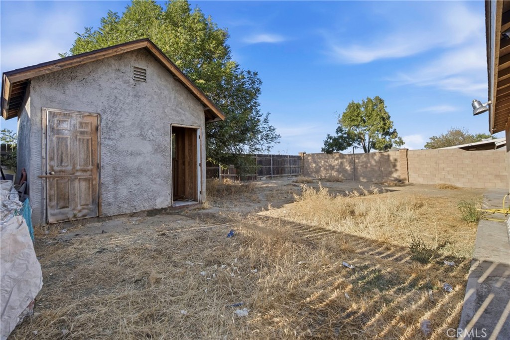main property photo 26