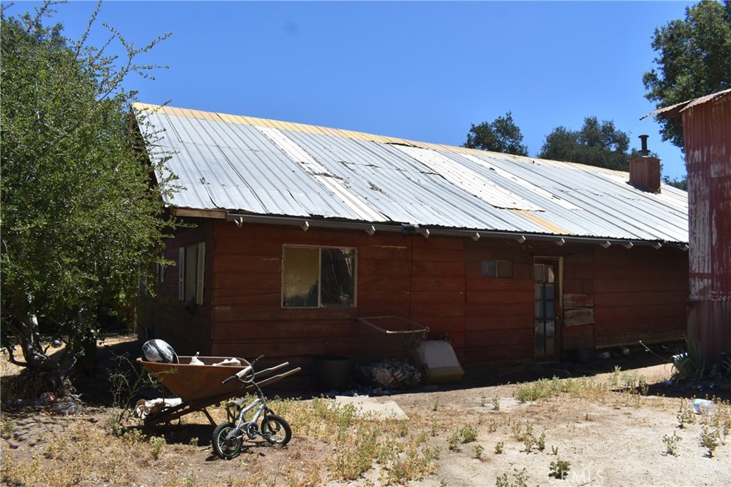 main property photo 17