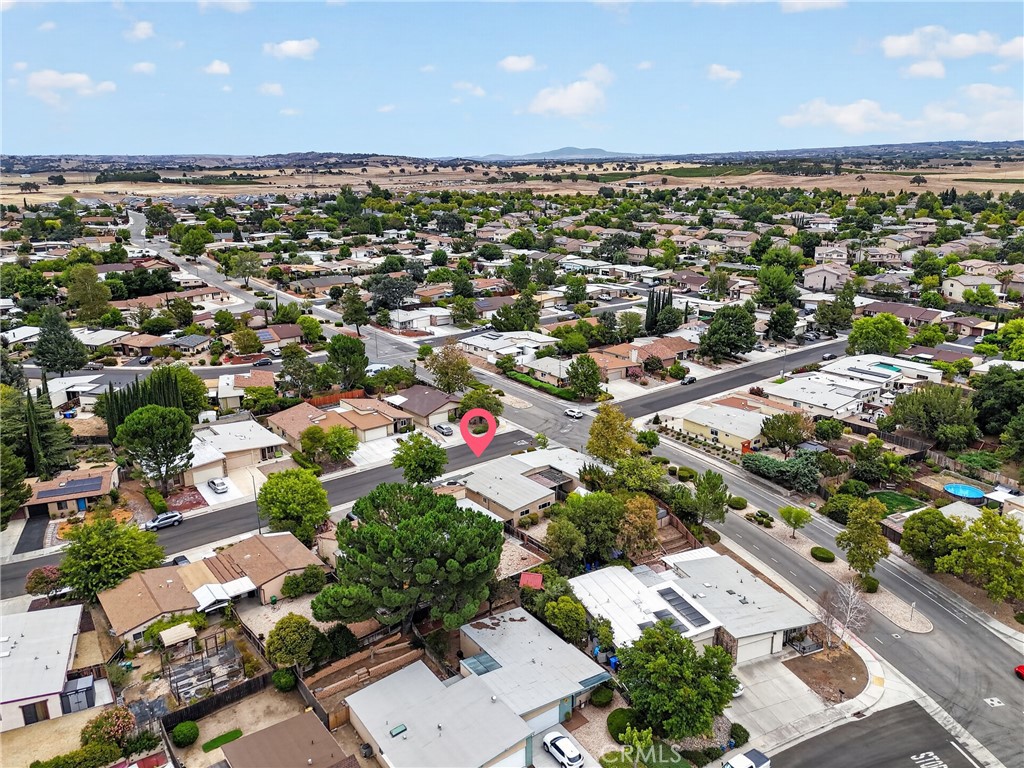 main property photo 22