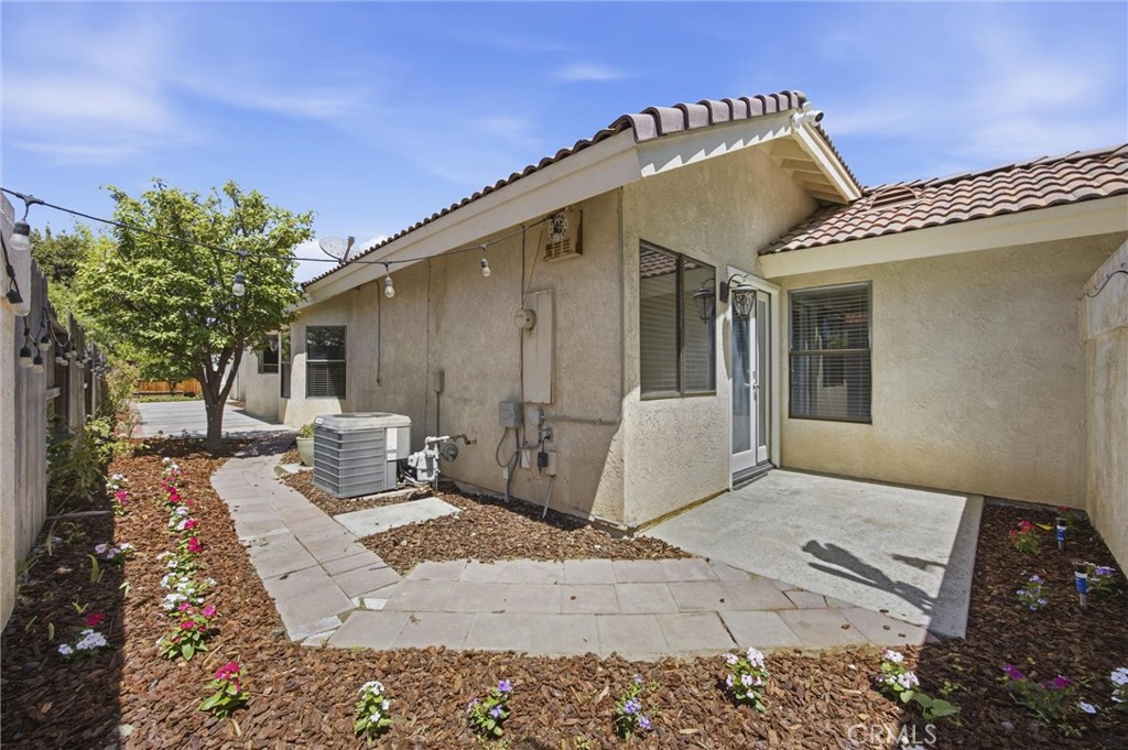 main property photo 29