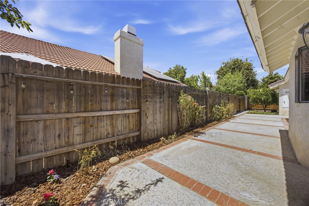 main property photo 32